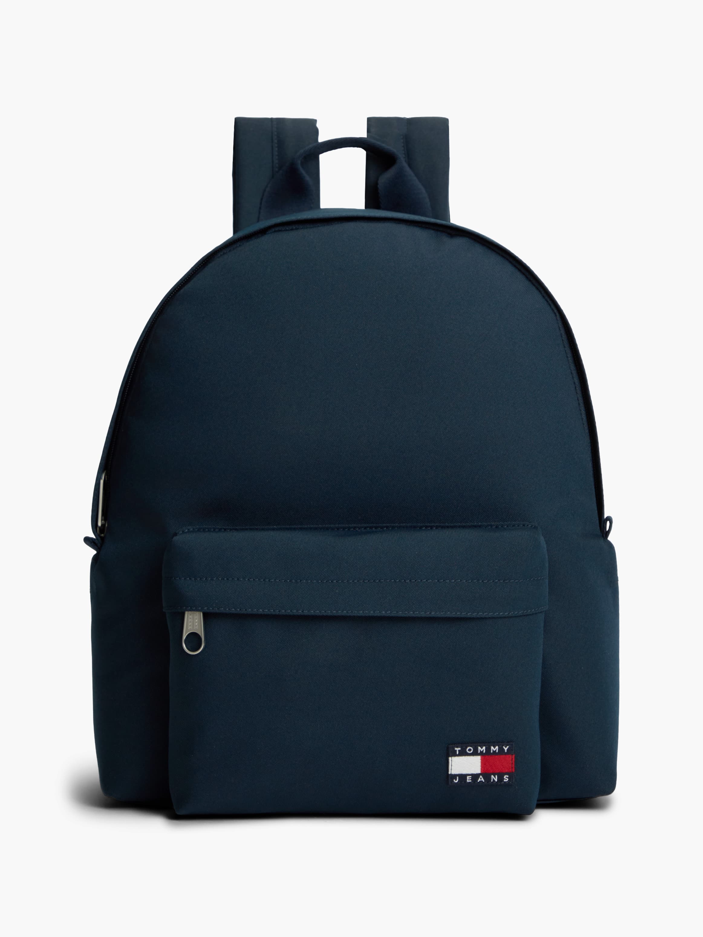 شنطة ظهر دوم أساسية بشعار